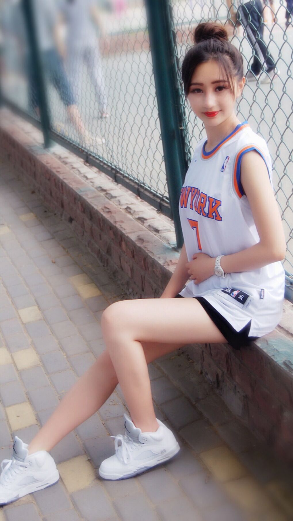 新一批青训教练被派驻各大俱乐部,专业化水平显著提升,青训足球教练