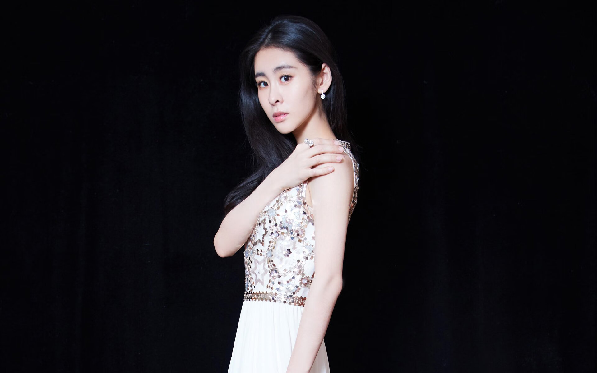 随机足球公益计划对接公益组织实现长期协作，足球公益活动策划方案