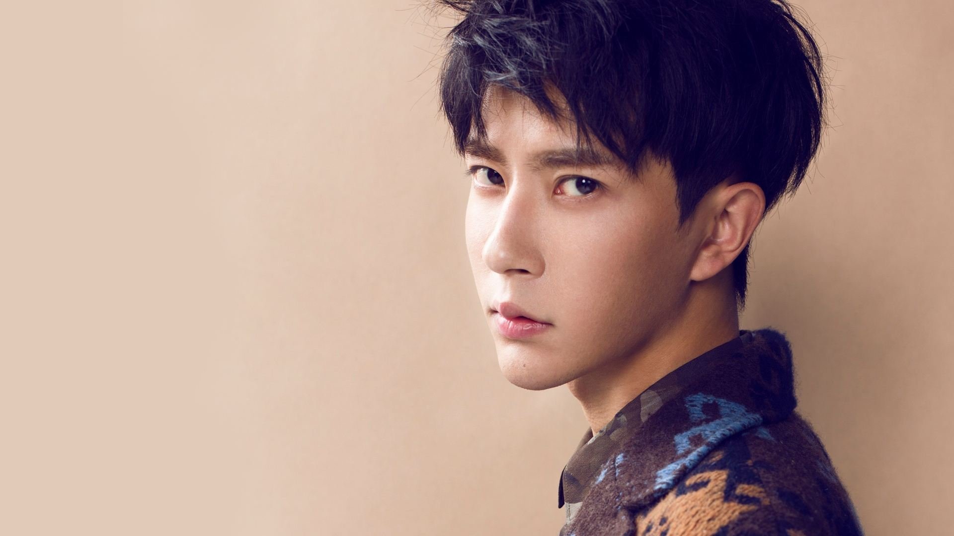 九游下载中心-毕尔巴鄂竞技客场1-1战平格拉纳达，双方互有攻守，毕尔巴鄂竞技足球