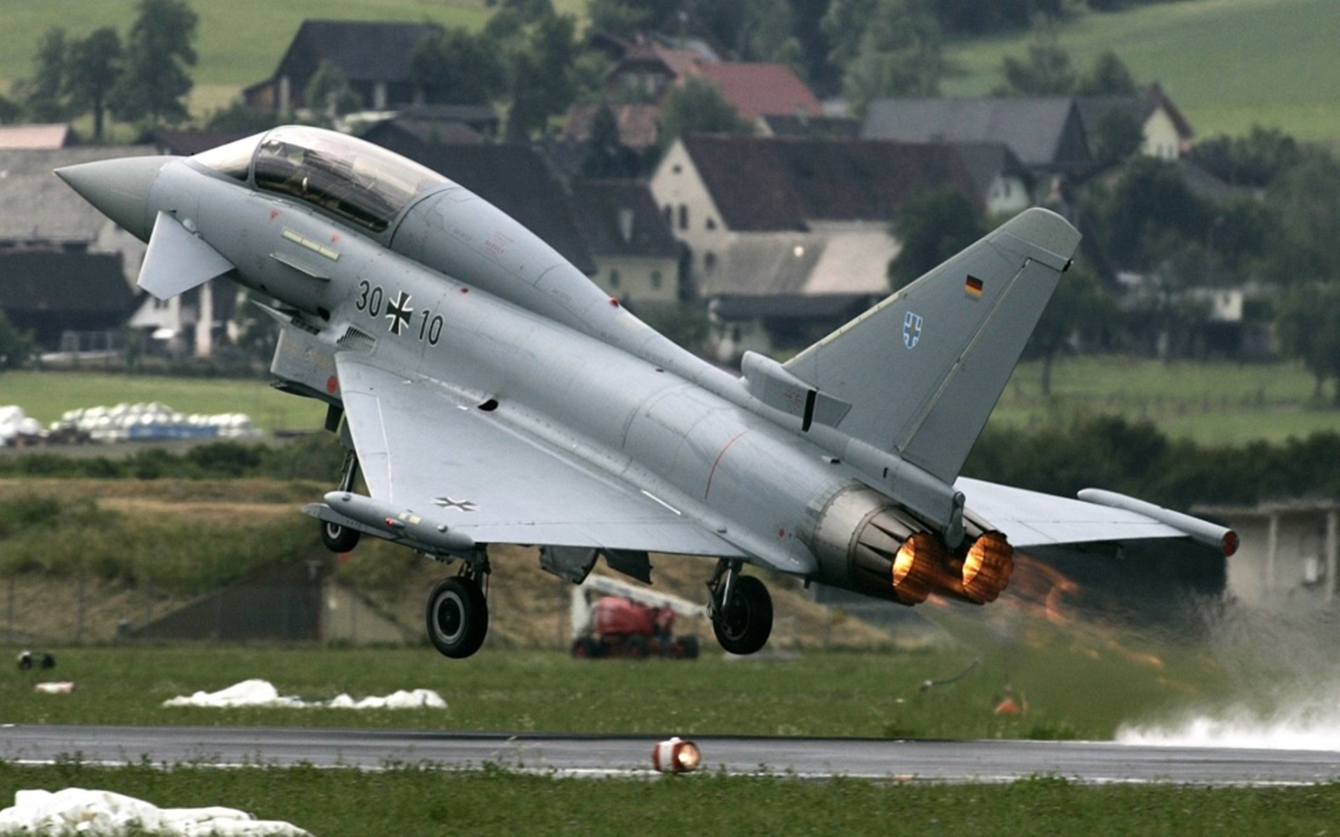 九游登录中心-荷兰队成功晋级欧洲杯正赛，火力全开，荷兰队欧洲杯小组赛战绩