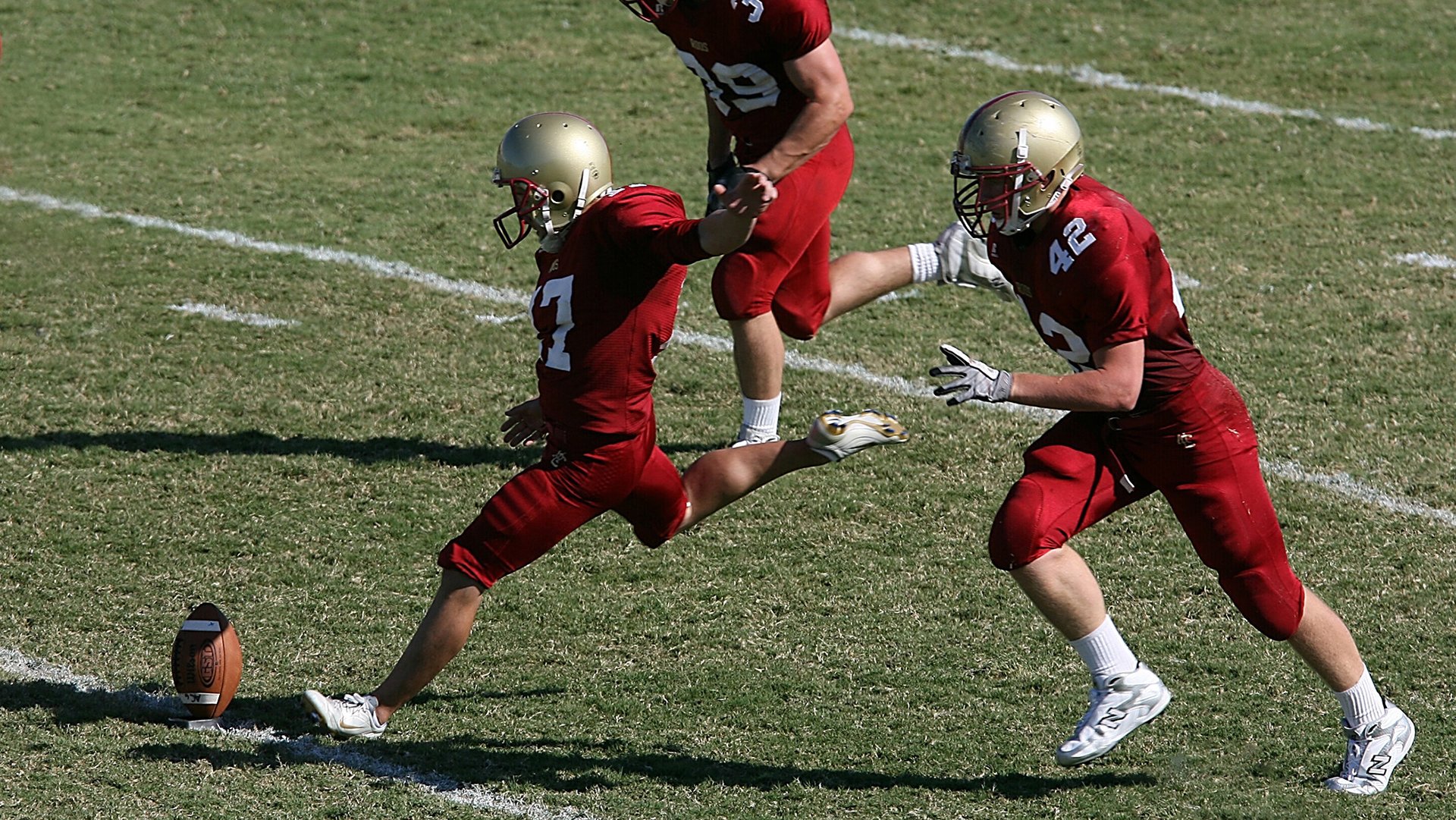 九游电脑版-球迷纪录：最忠实欧冠追随者的故事，欧冠 球星